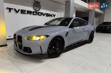 Купе BMW M4 2025 в 