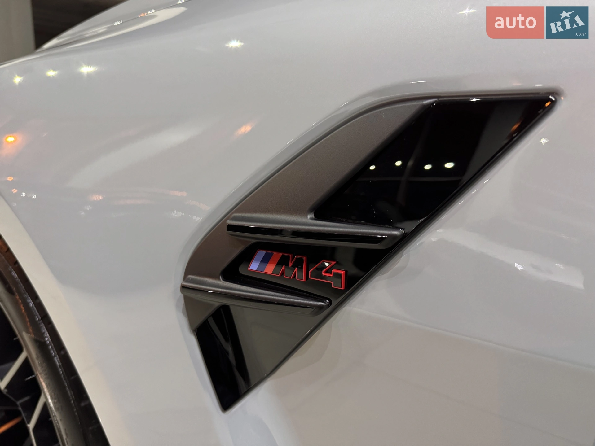 2025 BMW M4 - мініатюра 38