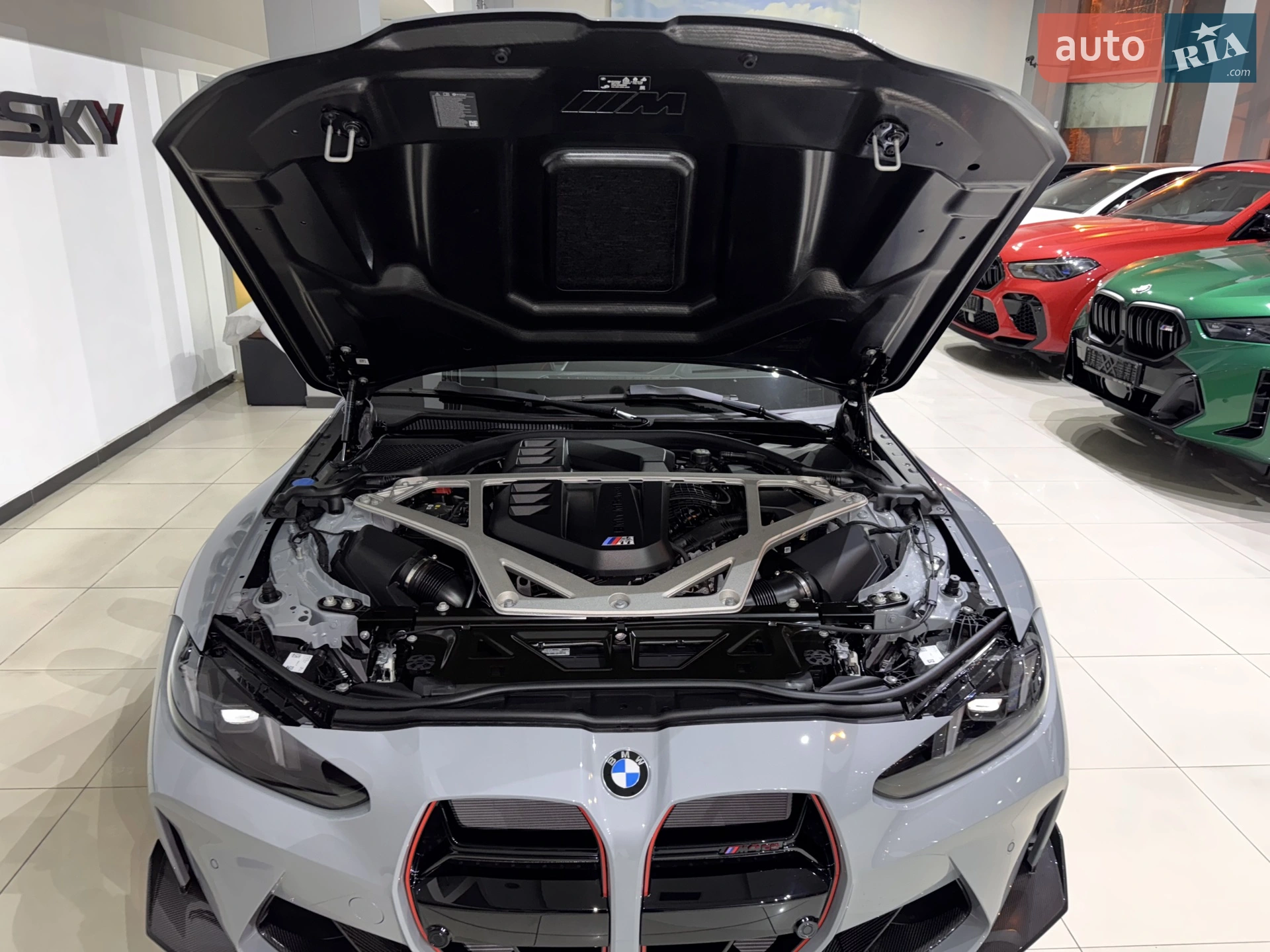 2025 BMW M4 - мініатюра 19