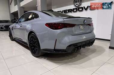 Купе BMW M4 2025 в 
