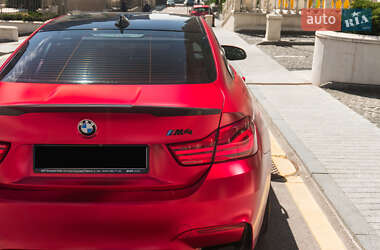 Купе BMW M4 2017 в 