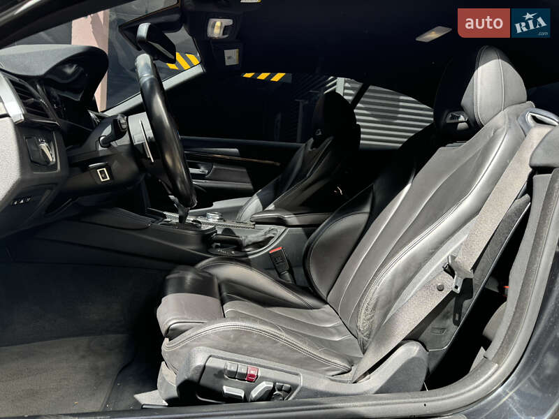 Кабріолет BMW M4 2016 в Києві