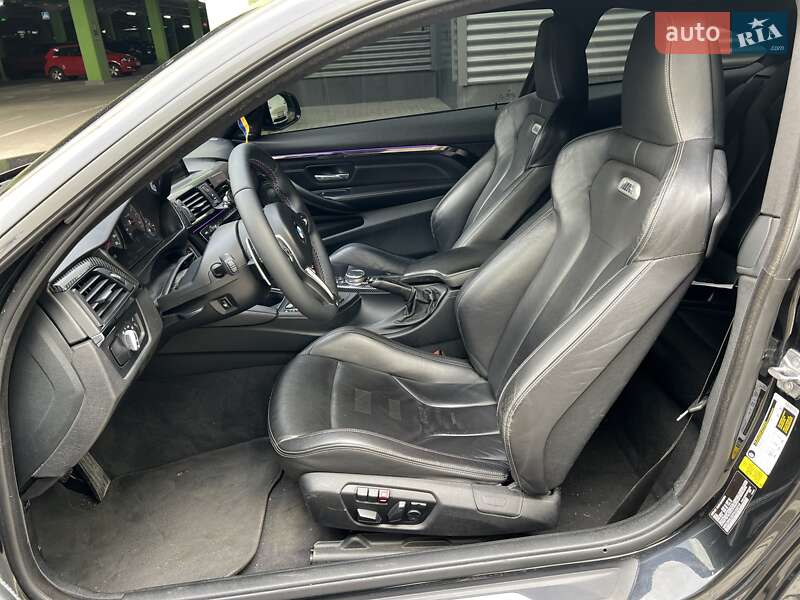Купе BMW M4 2015 в Киеве