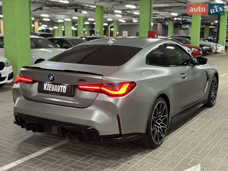 Купе BMW M4 2022 в Києві
