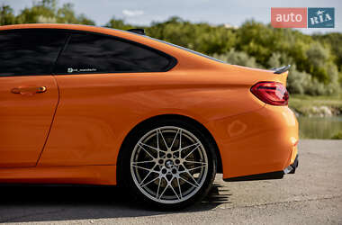 Купе BMW M4 2017 в 