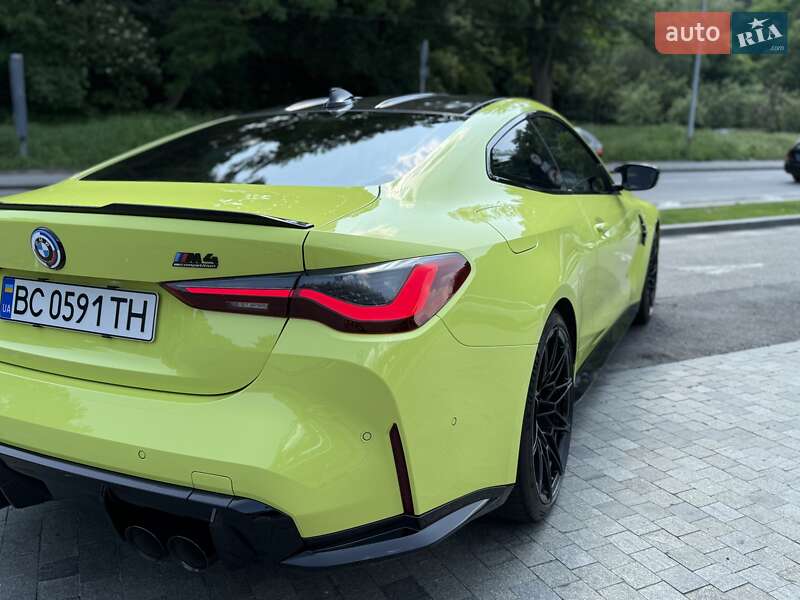 Купе BMW M4 2022 в Києві