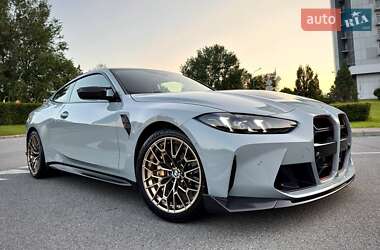 Купе BMW M4 2025 в 