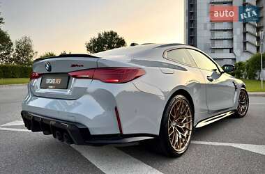 Купе BMW M4 2025 в 