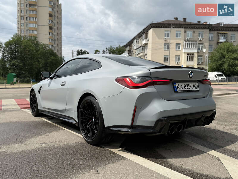 Купе BMW M4 2021 в Киеве