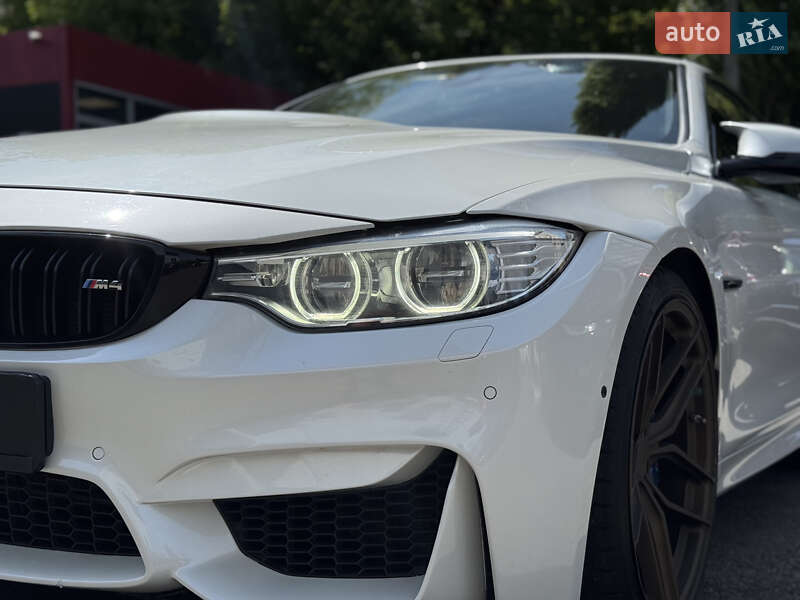 Кабриолет BMW M4 2014 в Киеве