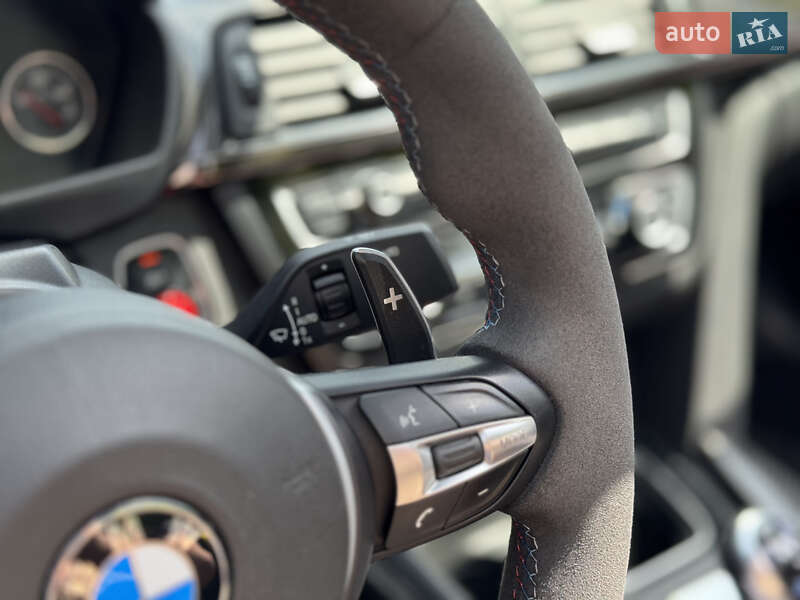 Кабриолет BMW M4 2014 в Киеве
