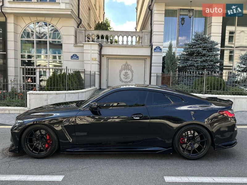 Купе BMW M4 2021 в Киеве