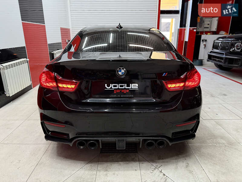 Купе BMW M4 2017 в Одесі