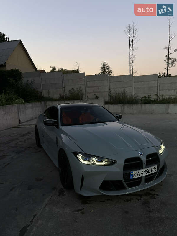 Купе BMW M4 2023 в Киеве