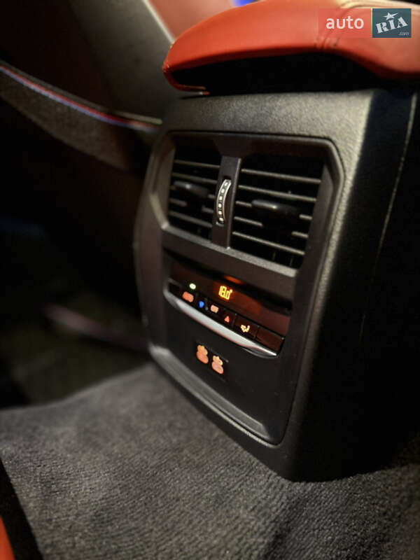 Купе BMW M4 2023 в Киеве