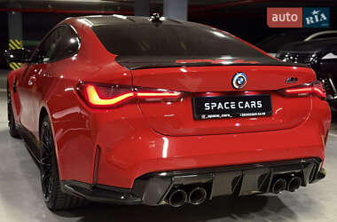 Купе BMW M4 2021 в 