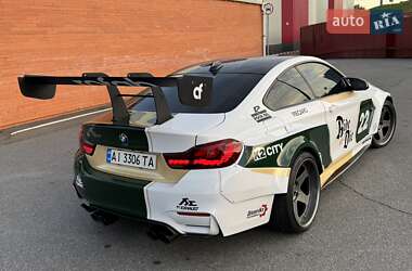 Купе BMW M4 2017 в Киеве