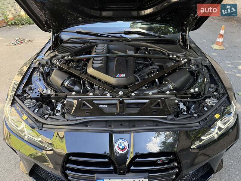 Купе BMW M4 2022 в Києві