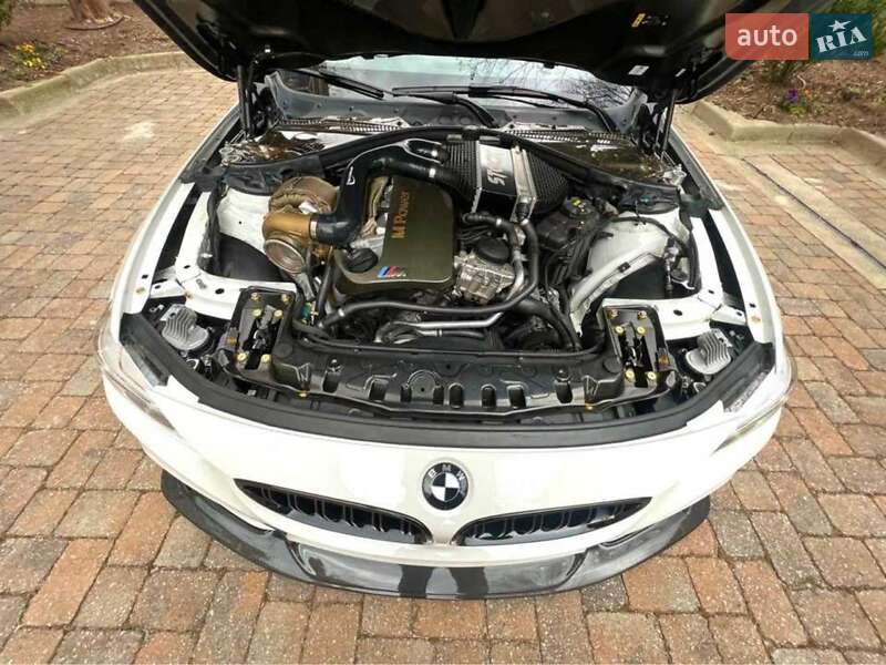 Купе BMW M4 2020 в Хмельницком