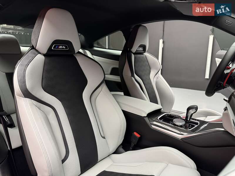 Купе BMW M4 2025 в Киеве