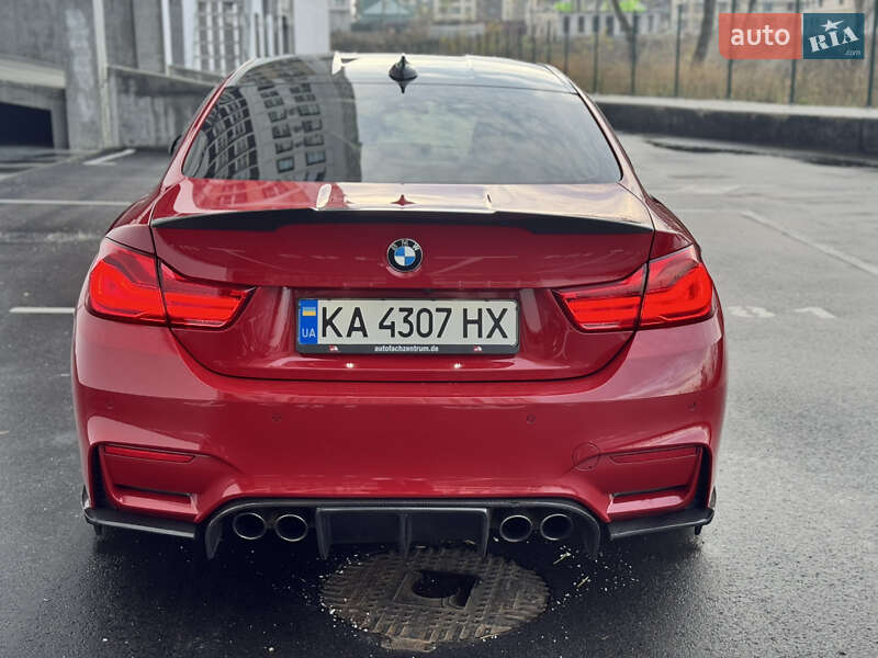 Купе BMW M4 2017 в Киеве