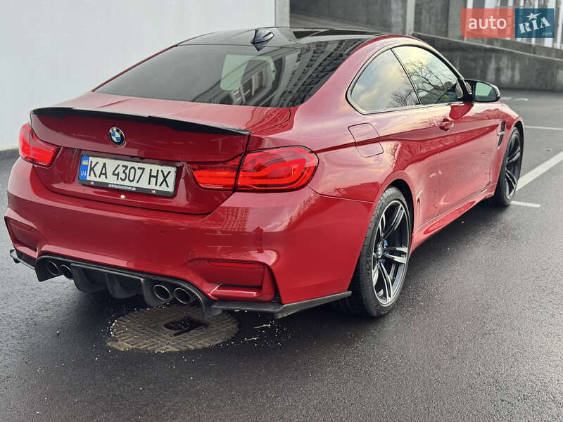 Купе BMW M4 2017 в Киеве