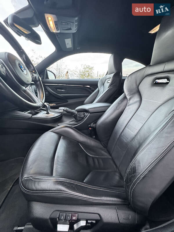 Купе BMW M4 2017 в Киеве
