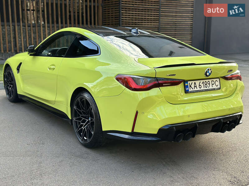 Купе BMW M4 2022 в Киеве