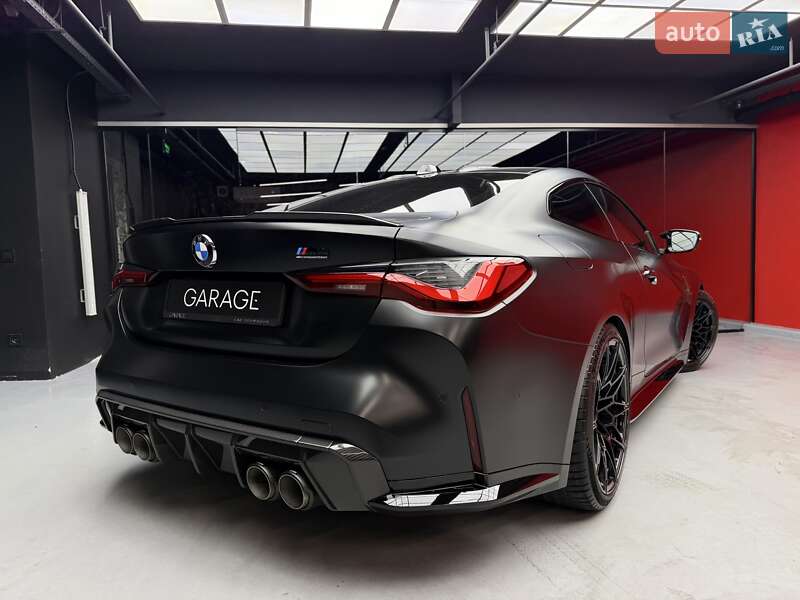 Купе BMW M4 2023 в Киеве