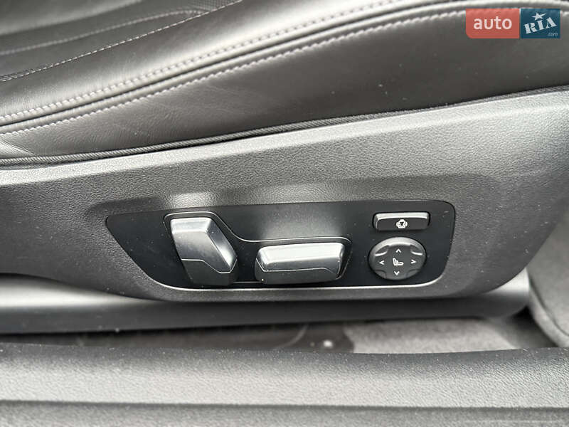 Купе BMW M4 2022 в Києві