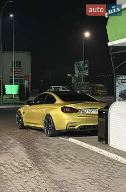 Купе BMW M4 2016 в Киеве