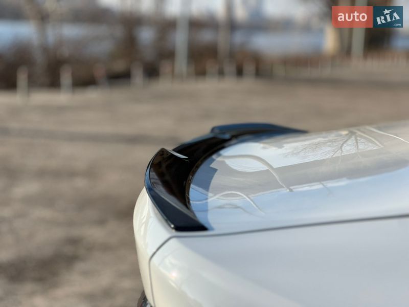 Купе BMW M4 2023 в Києві