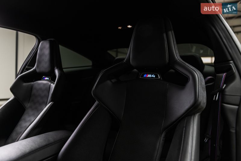 Купе BMW M4 2021 в Мукачево