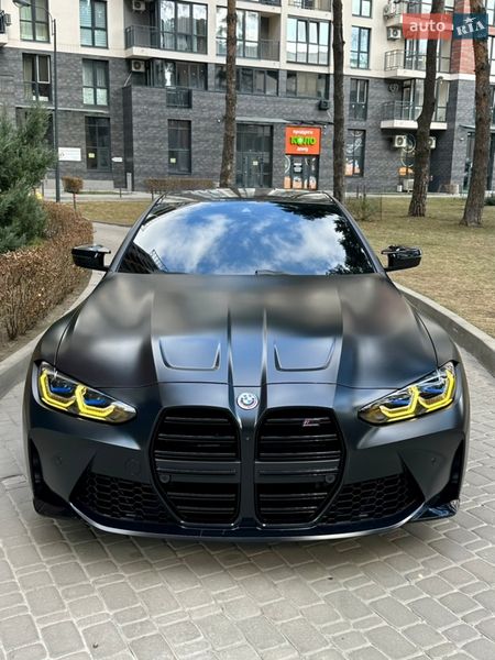 Купе BMW M4 2022 в Киеве