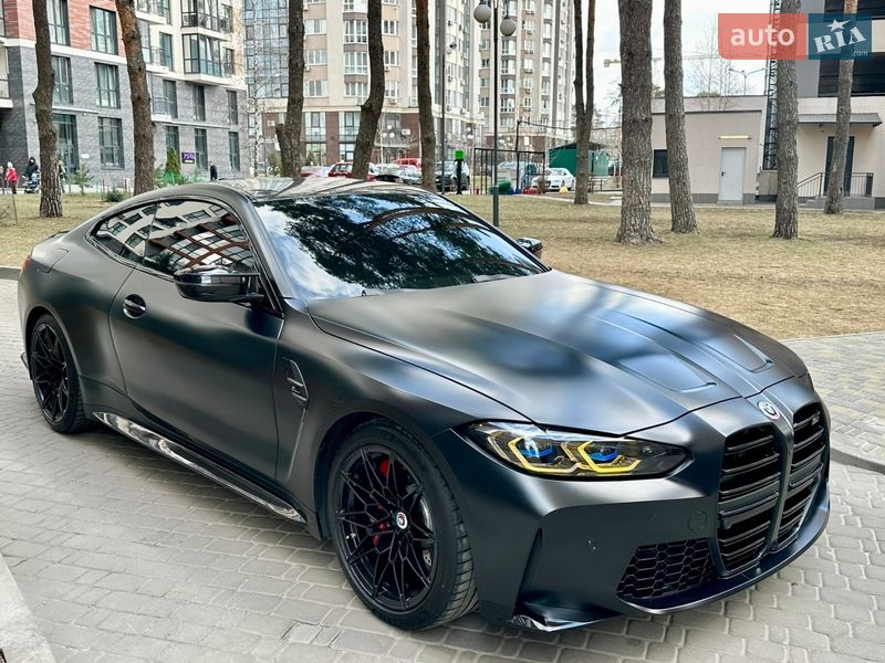 Купе BMW M4 2022 в Киеве