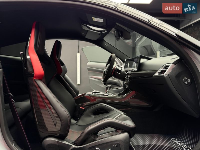 Купе BMW M4 2025 в Києві