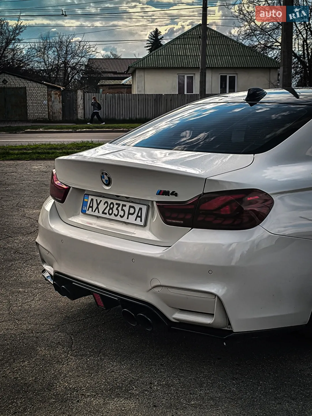 2016 BMW M4 - мініатюра 15