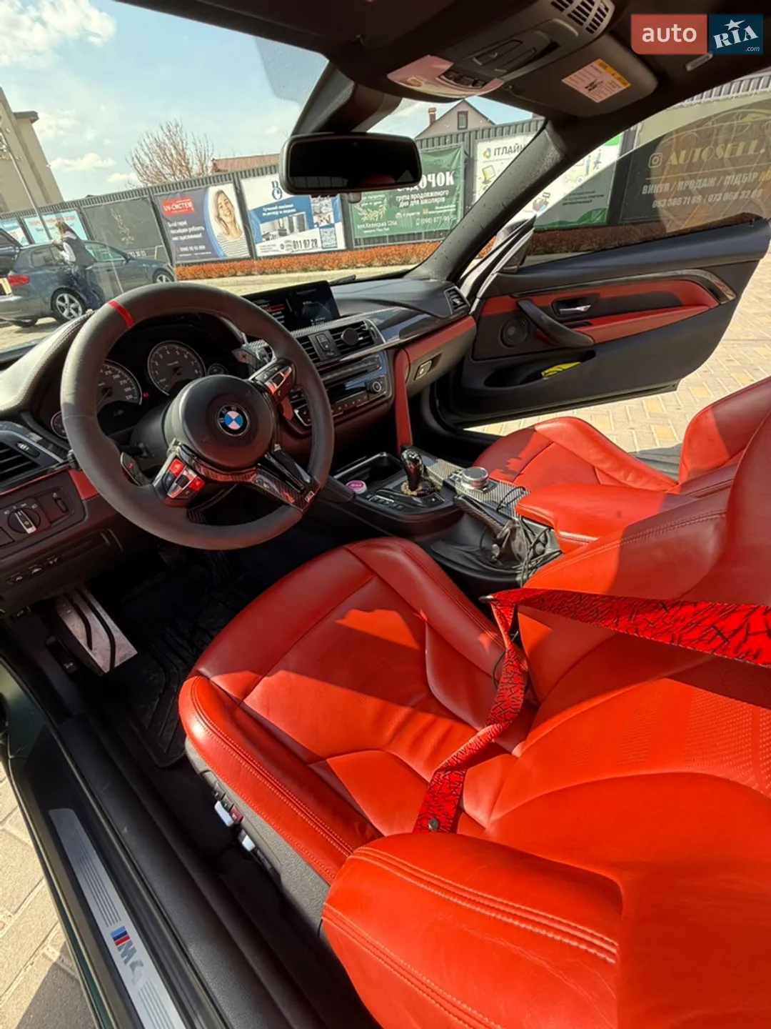 2015 BMW M4 - мініатюра 15