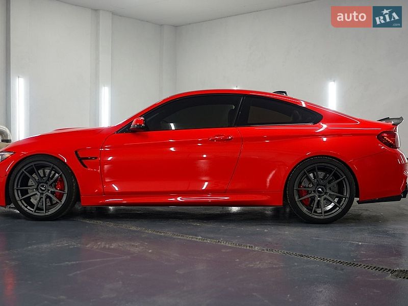 Купе BMW M4 2015 в Львове