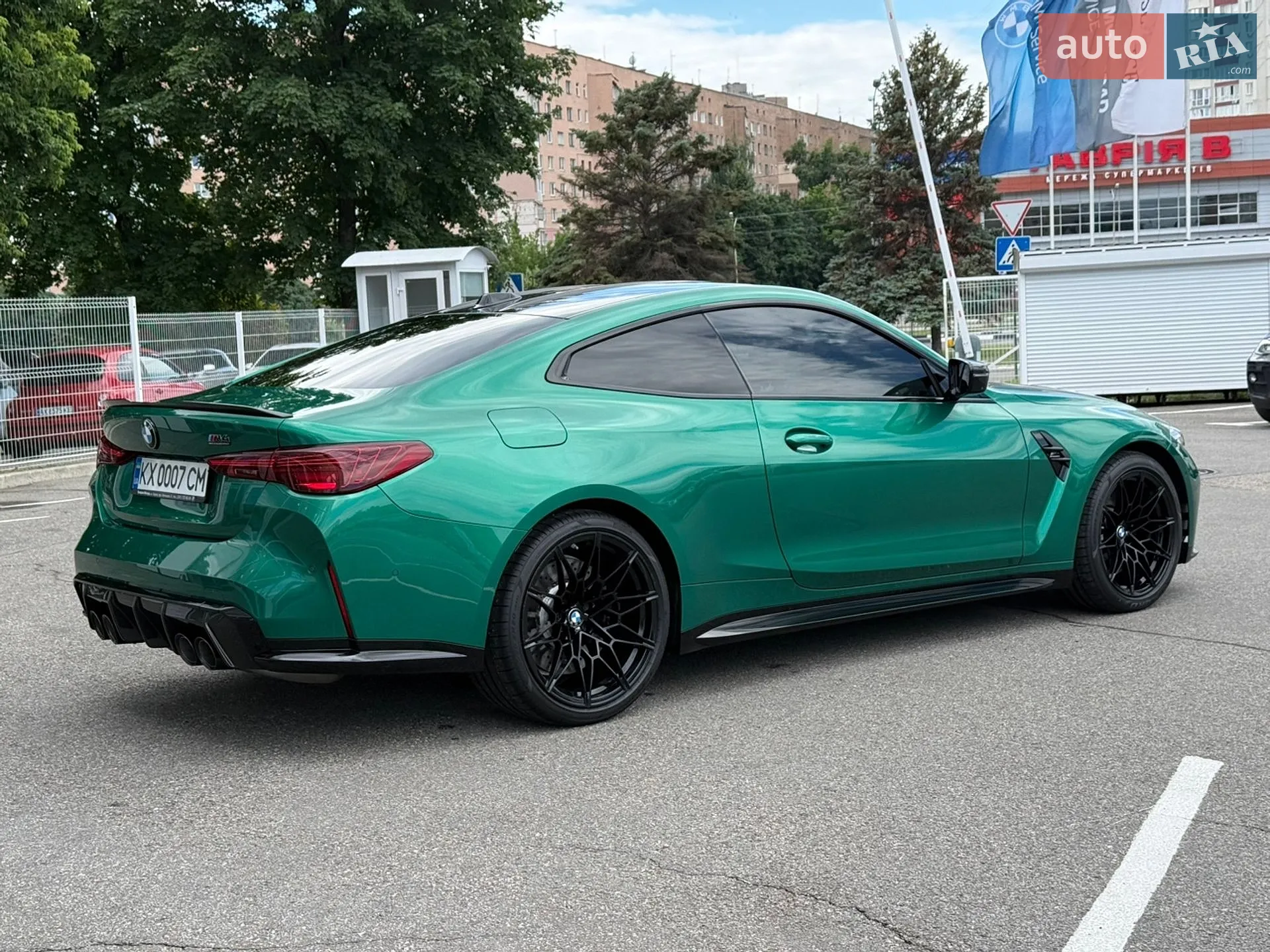 2025 BMW M4 - мініатюра 10