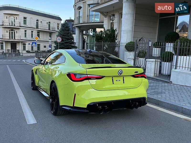 Купе BMW M4 2022 в Києві