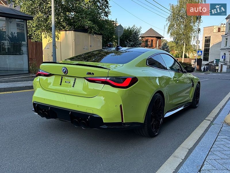 Купе BMW M4 2022 в Києві