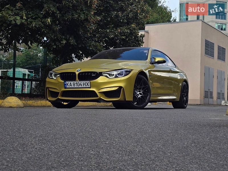 Купе BMW M4 2017 в Києві фото 22 Купе BMW M4 2017 в Києві