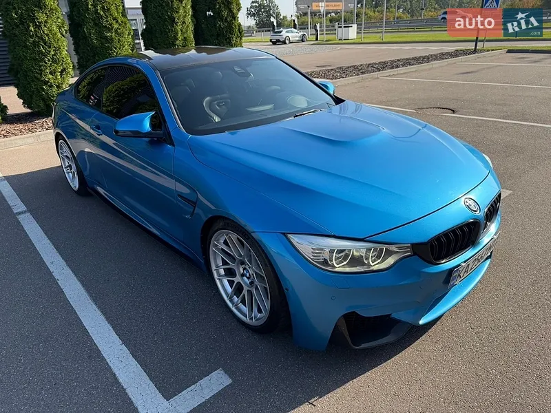 BMW M4 2015