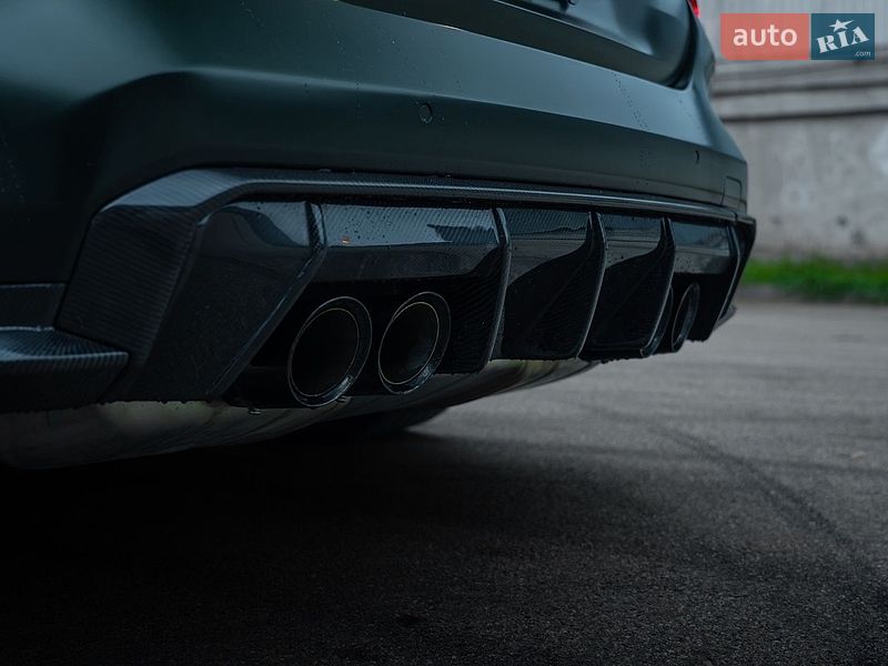 Купе BMW M4 2024 в Києві