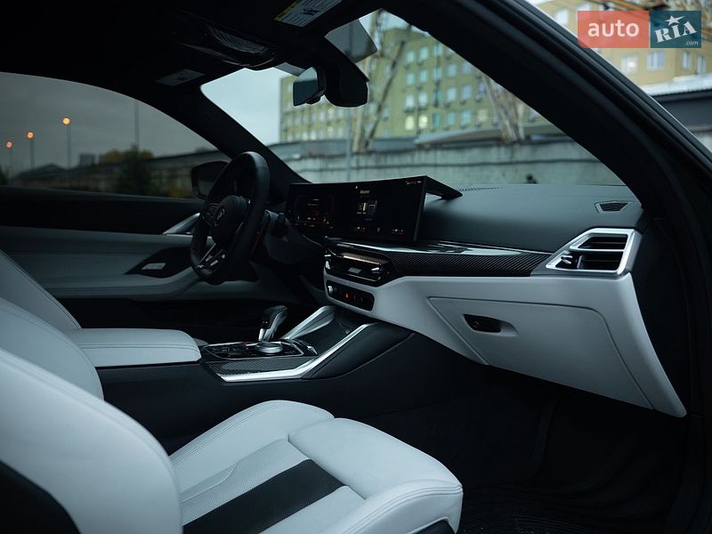 Купе BMW M4 2024 в Києві