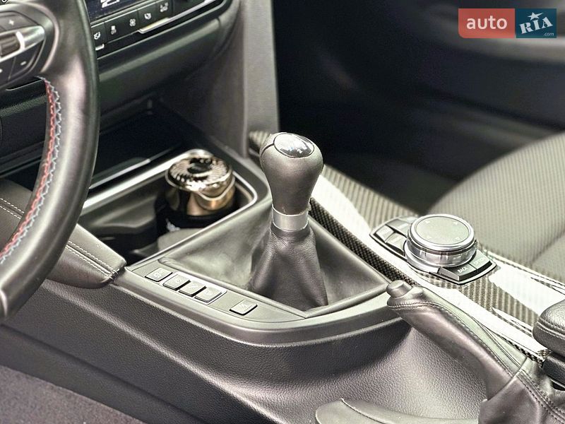 Купе BMW M4 2016 в Києві фото 25 Купе BMW M4 2016 в Києві