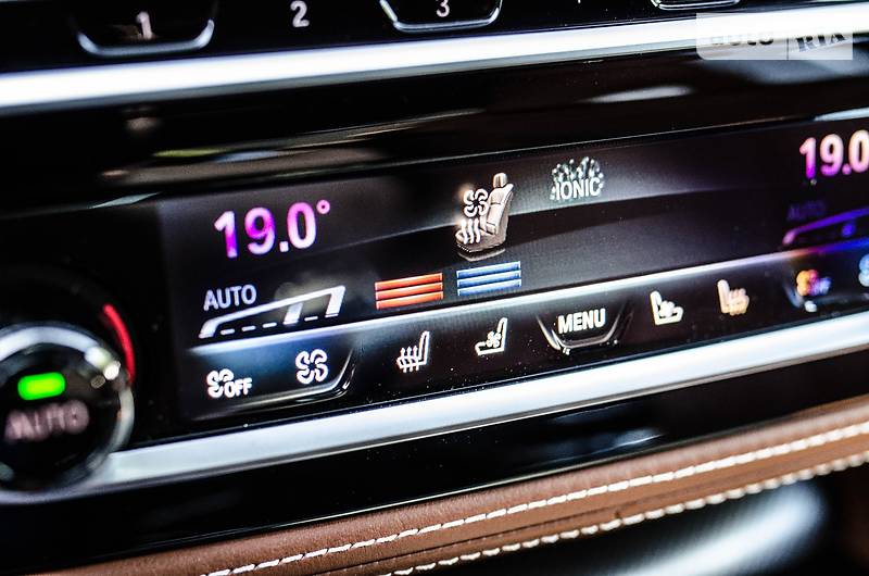 Седан BMW M5 2018 в Києві