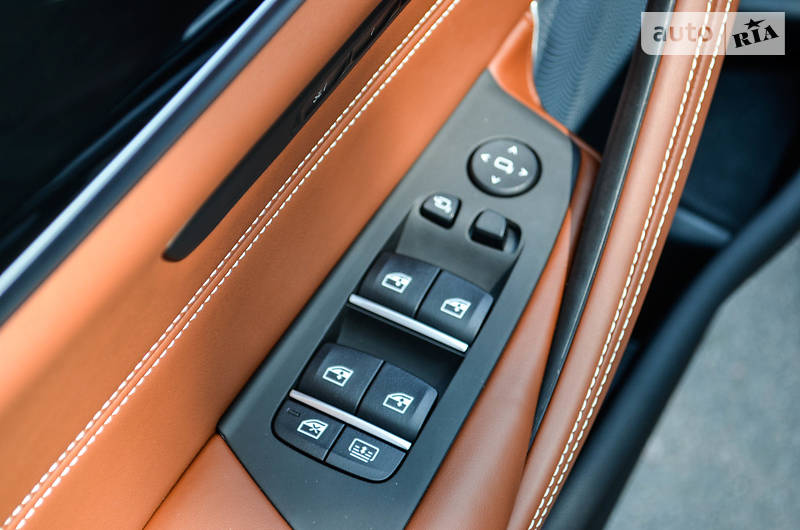 Седан BMW M5 2018 в Києві