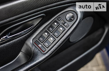 Седан BMW M5 2000 в 